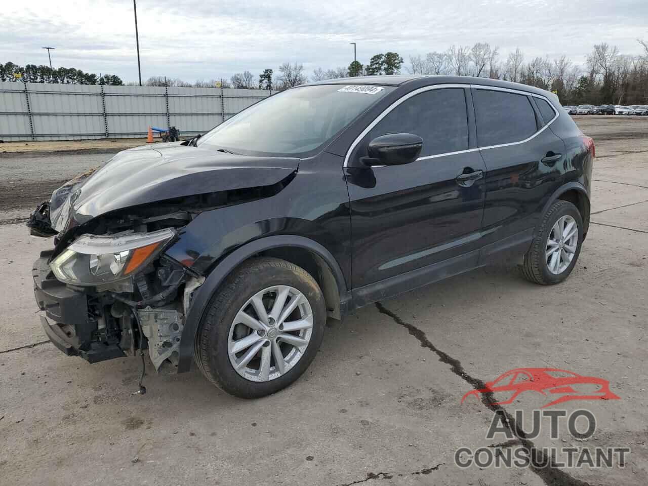 NISSAN ROGUE 2018 - JN1BJ1CP9JW188720