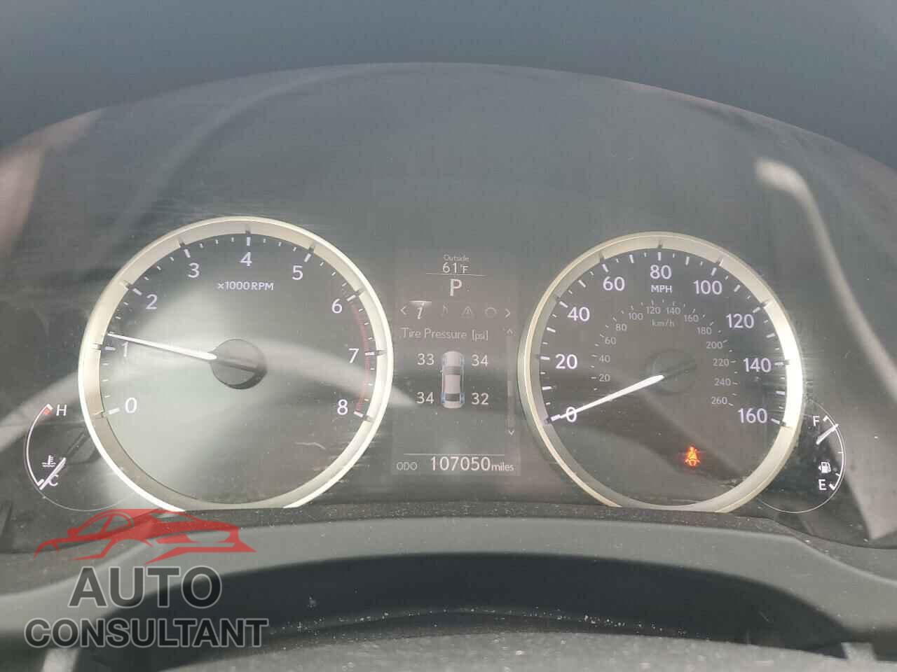 LEXUS IS 2016 - JTHBA1D20G5001619