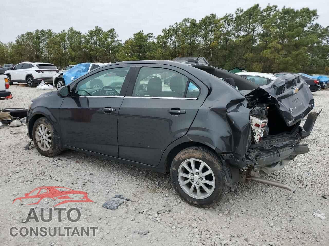 CHEVROLET SONIC 2017 - 1G1JD5SH5H4130152
