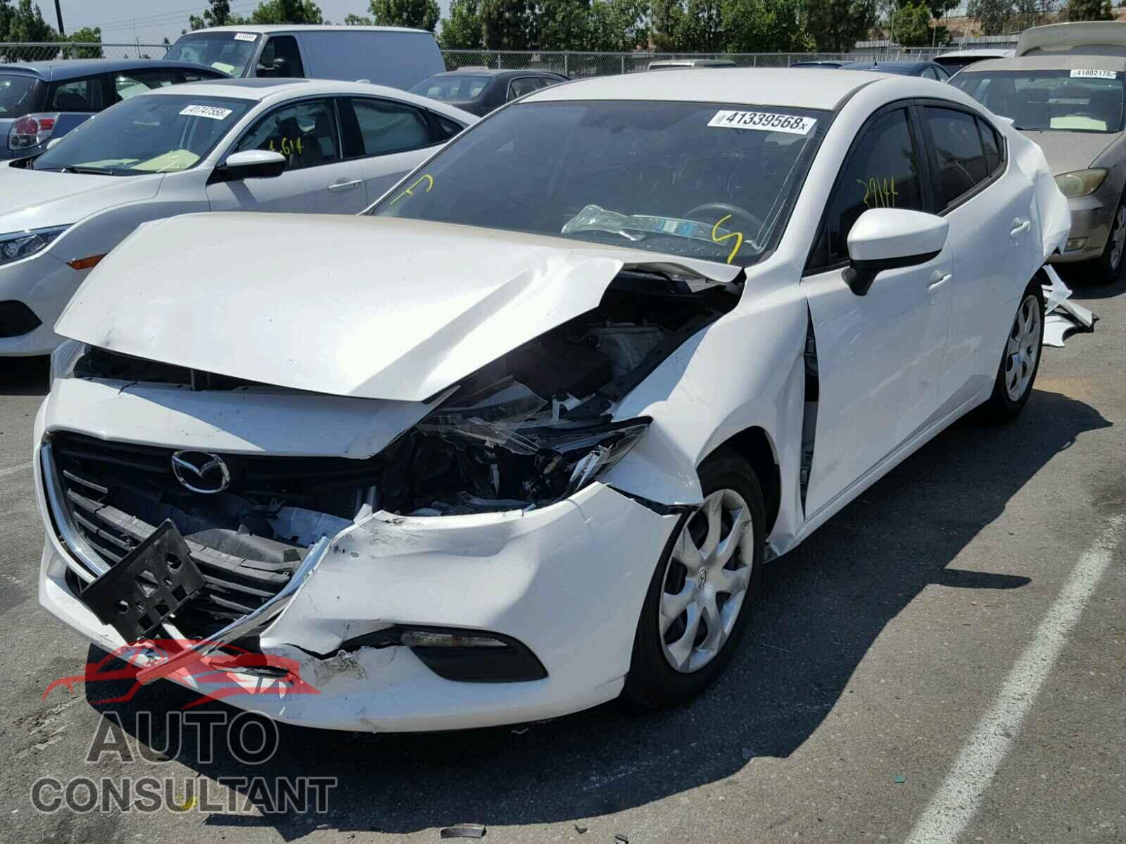 MAZDA 3 2017 - 3MZBN1U70HM104792