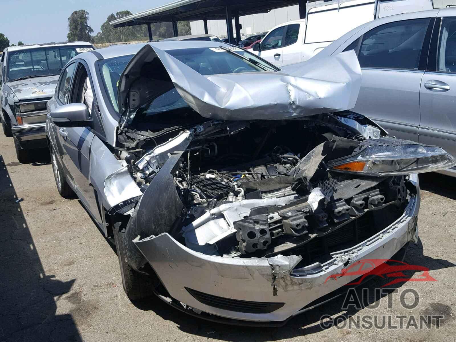 FORD FOCUS 2017 - 1FADP3K23HL247008