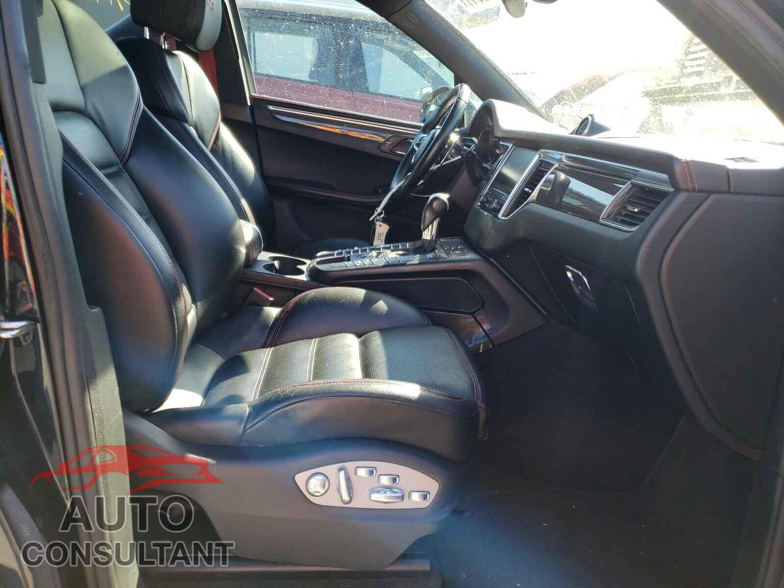 PORSCHE MACAN 2017 - WP1AG2A52HLB56362