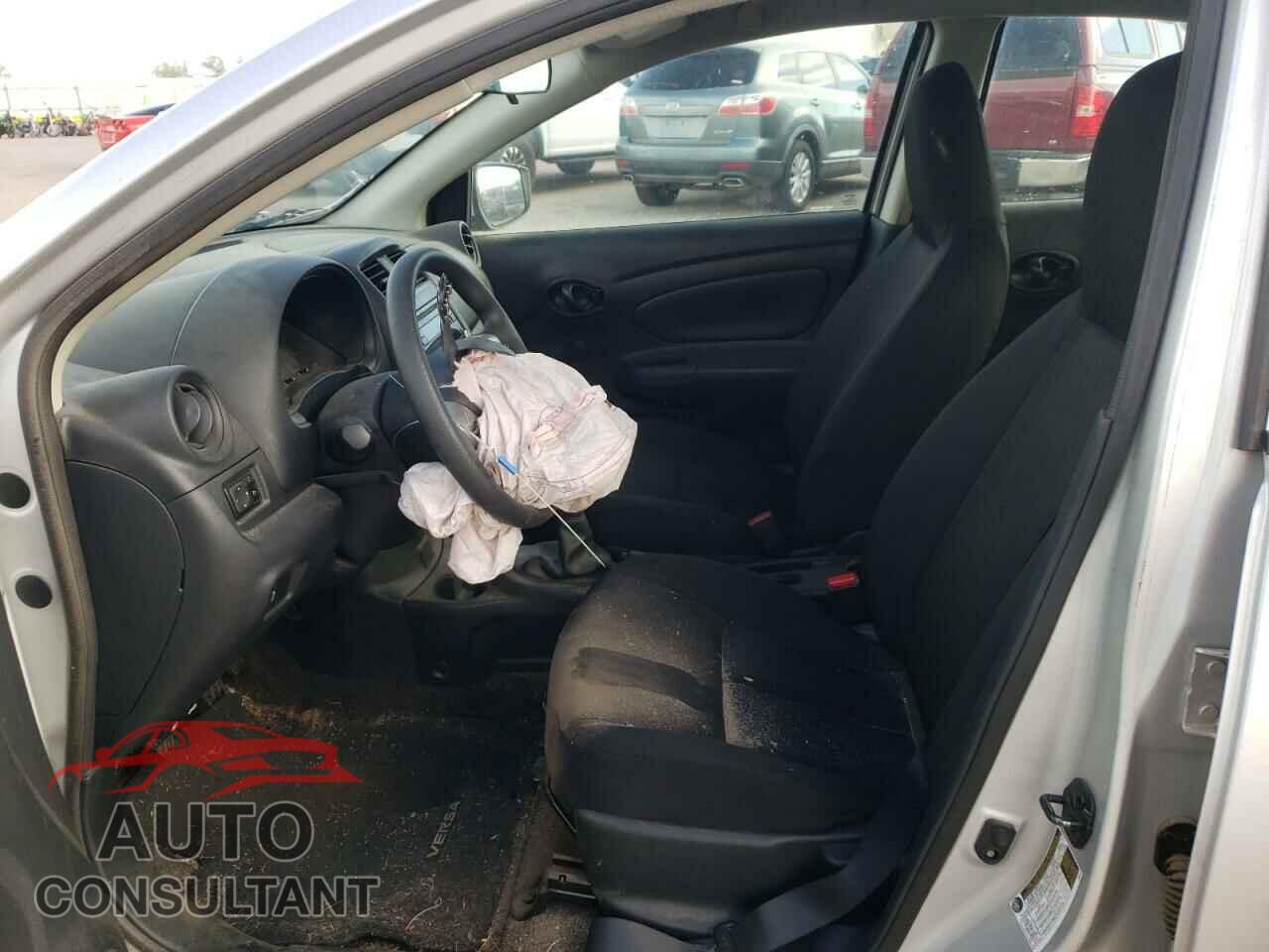 NISSAN VERSA 2017 - 3N1CN7AP3HL863041