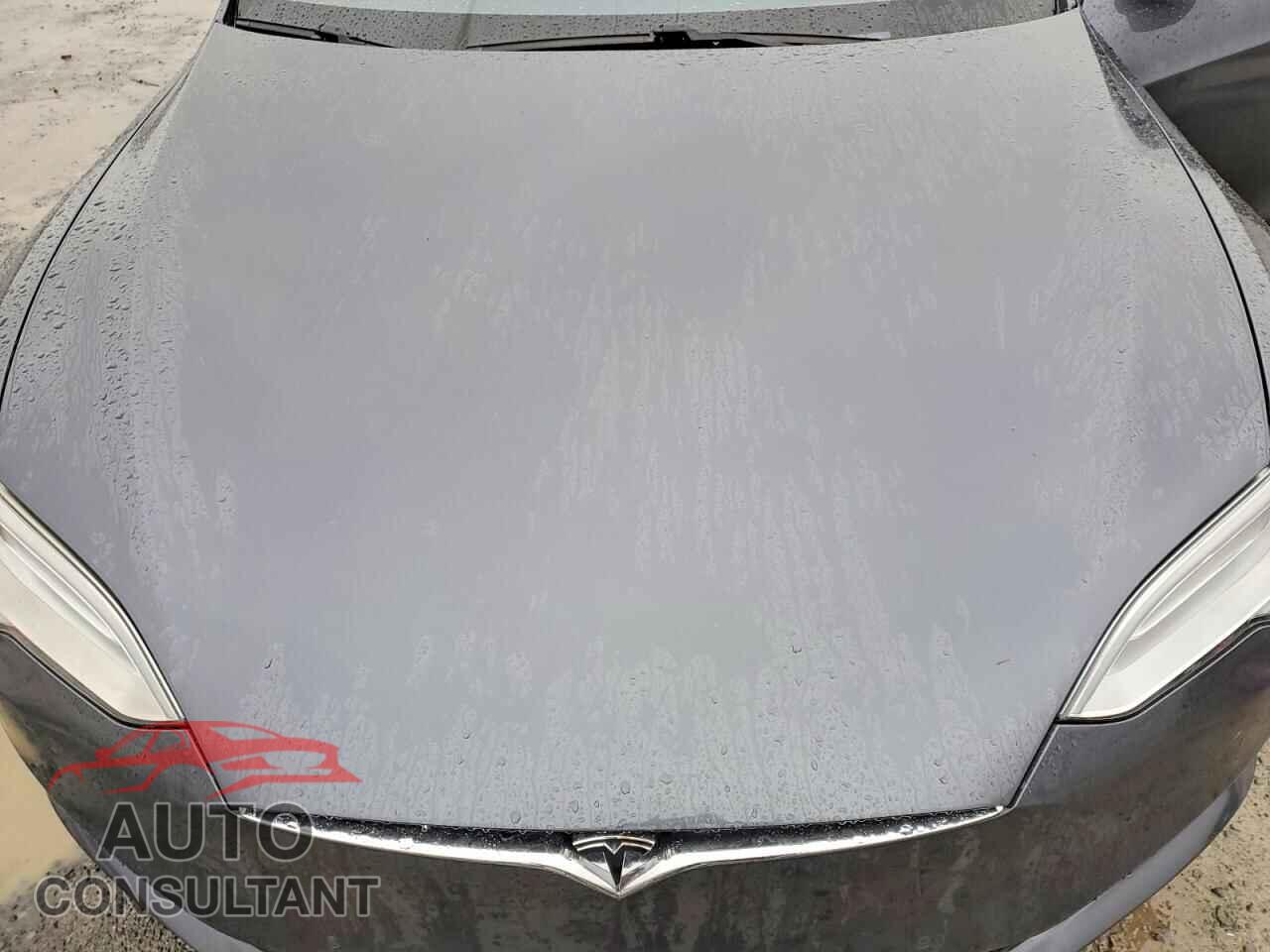 TESLA MODEL S 2017 - 5YJSA1E24HF210541