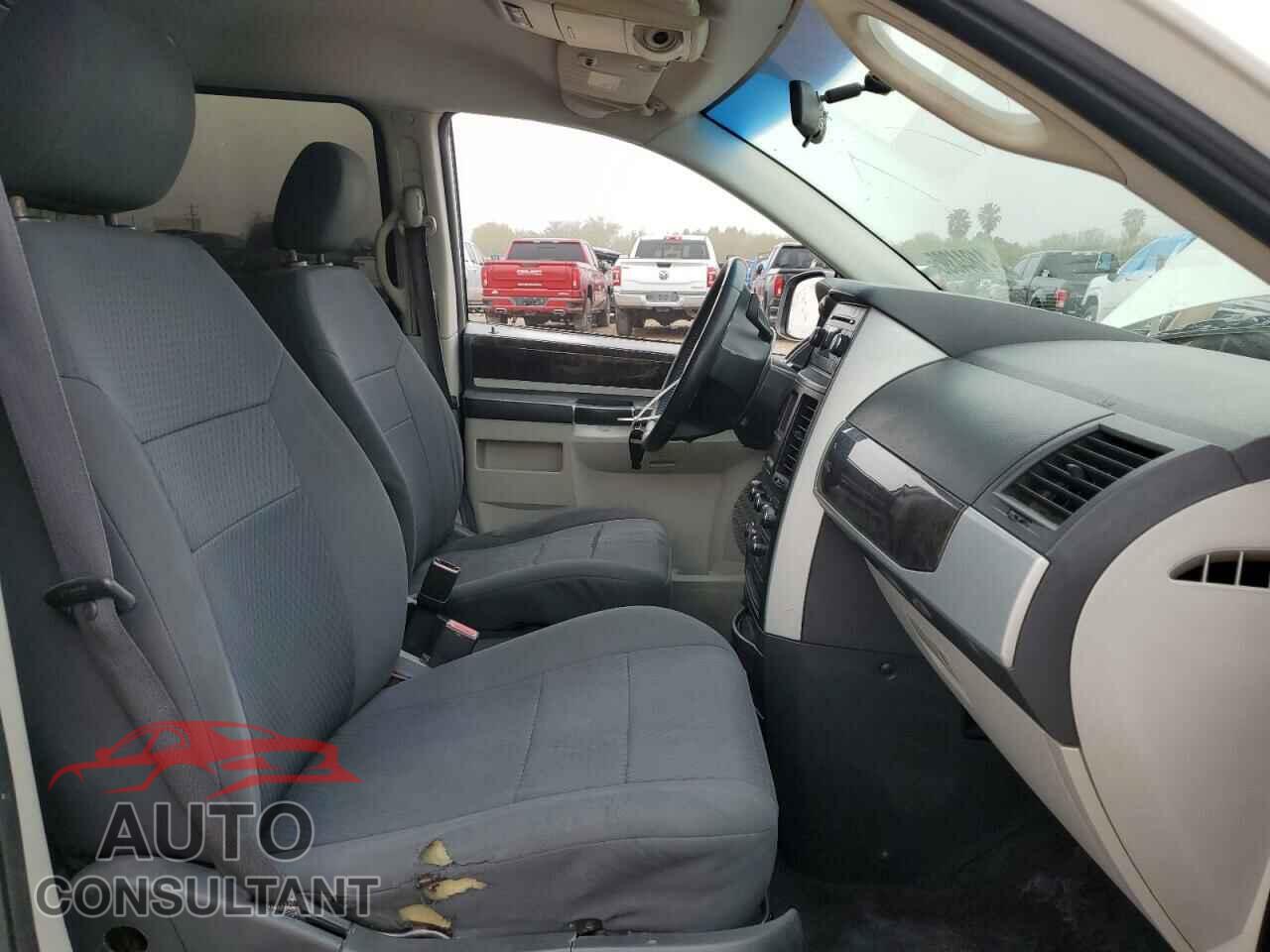 DODGE CARAVAN 2010 - 2D4RN5D15AR219278