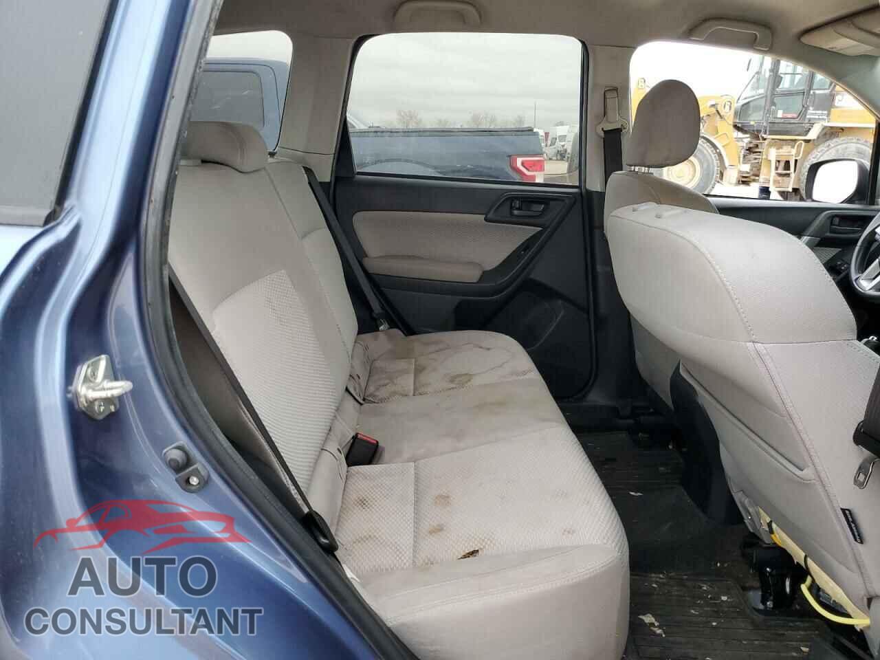 SUBARU FORESTER 2018 - JF2SJAAC5JG481880