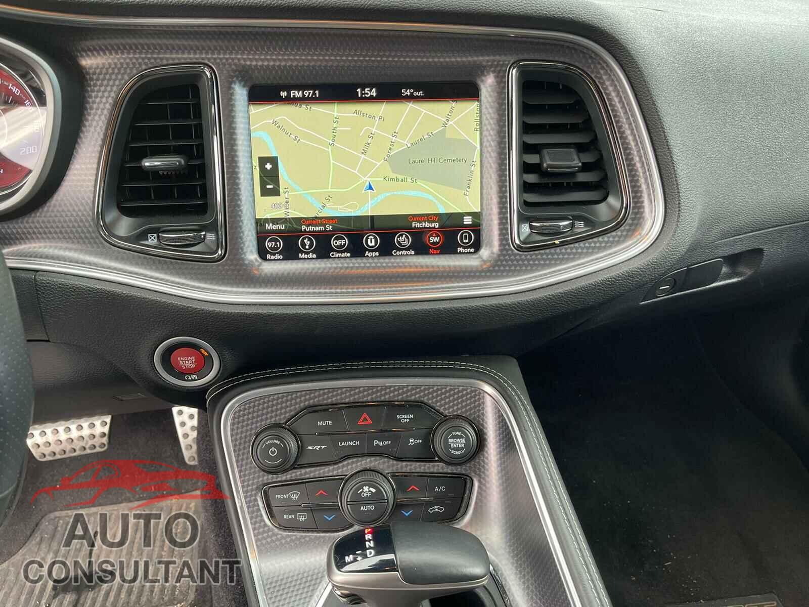 DODGE CHALLENGER 2018 - 2C3CDZC93JH175232