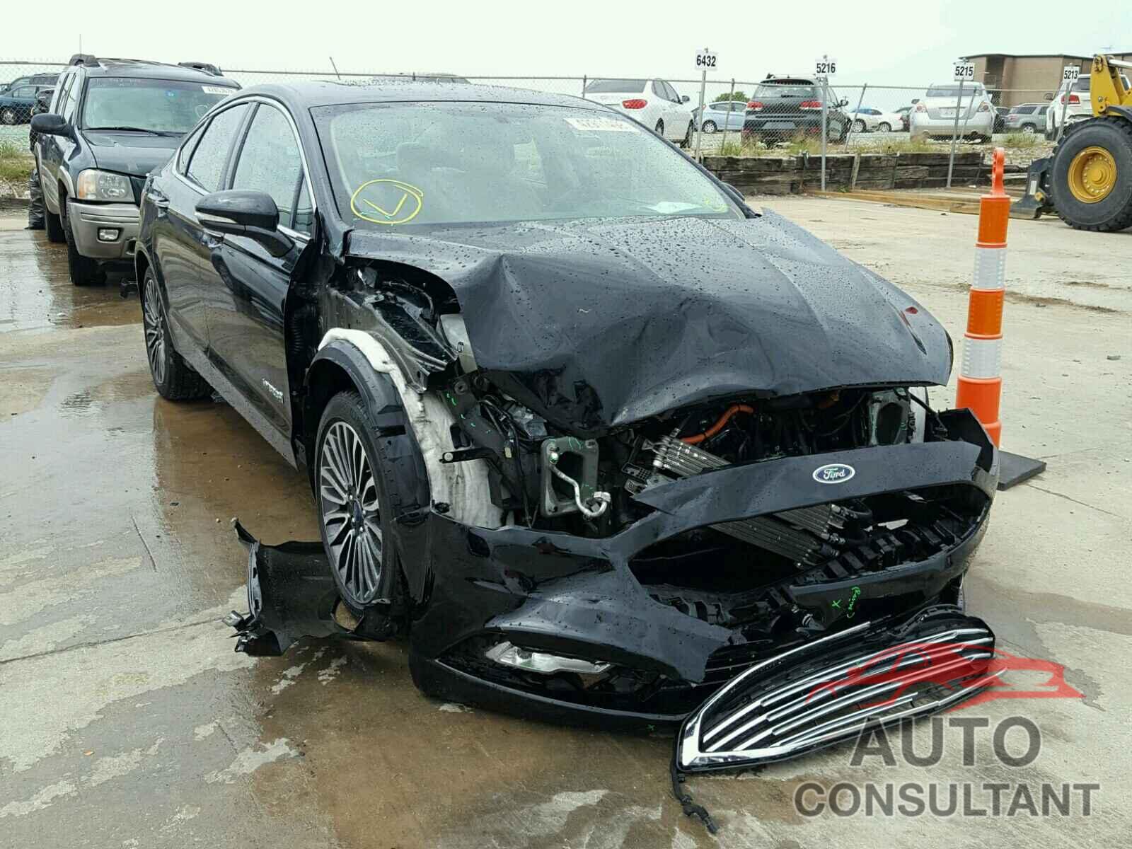 FORD FUSION 2018 - 3FA6P0RU5JR102882