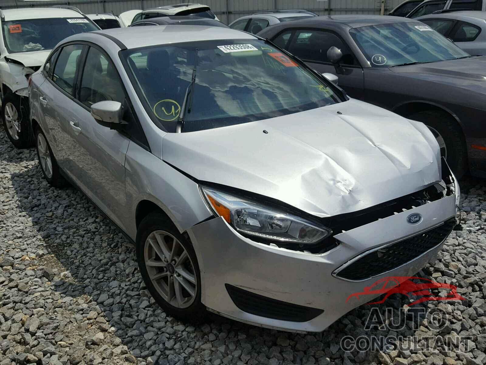 FORD FOCUS 2015 - 1FADP3F25FL238723