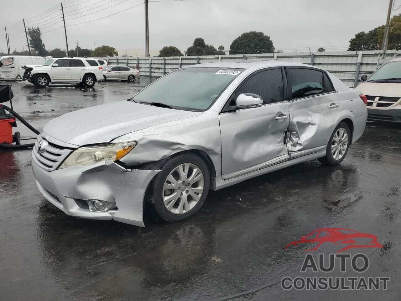 TOYOTA AVALON 2011 - 4T1BK3DB7BU425223