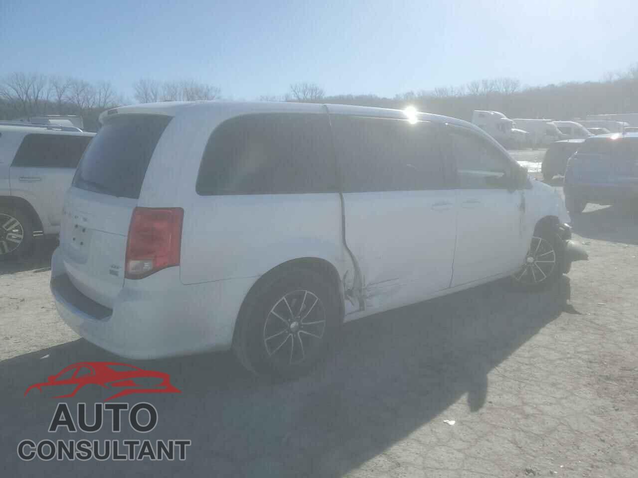 DODGE CARAVAN 2018 - 2C4RDGEG1JR296017