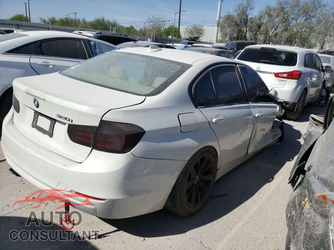 BMW 3 SERIES 2015 - WBA3B1C53FK140638