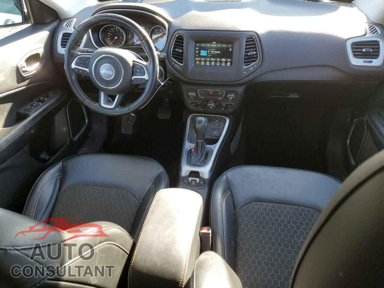 JEEP COMPASS 2020 - 3C4NJDBB3LT124621