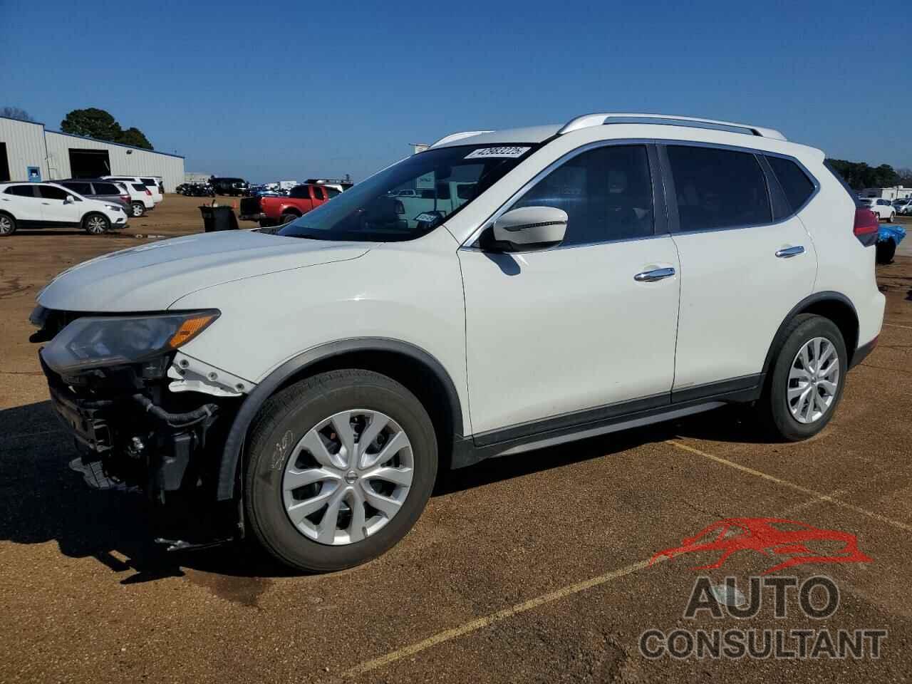 NISSAN ROGUE 2017 - KNMAT2MT4HP522645