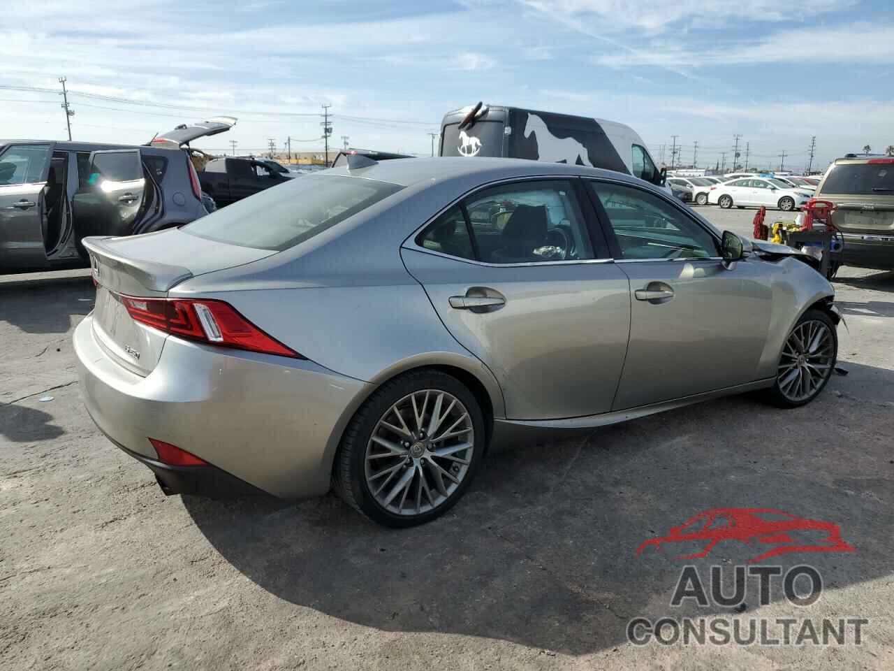 LEXUS IS 2015 - JTHBF1D22F5055827