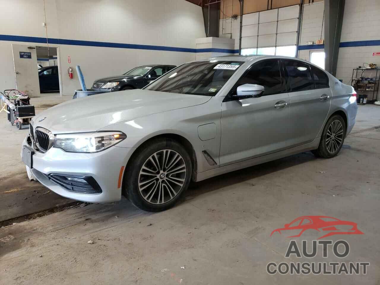 BMW 5 SERIES 2018 - WBAJA9C58JB033523