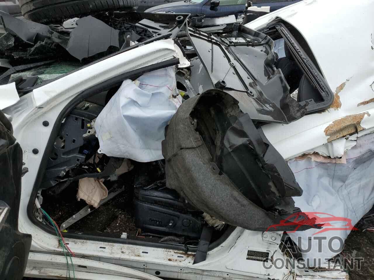 LEXUS IS 2017 - JTHBE1D25H5030541