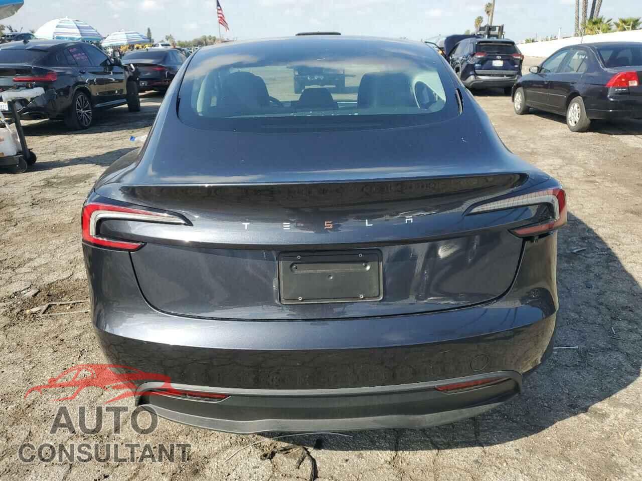 TESLA MODEL 3 2024 - 5YJ3E1EA6RF744142