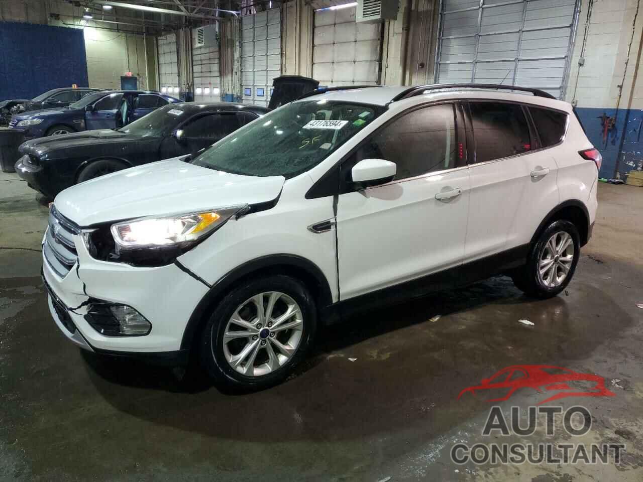 FORD ESCAPE 2017 - 1FMCU0GD1HUC86256