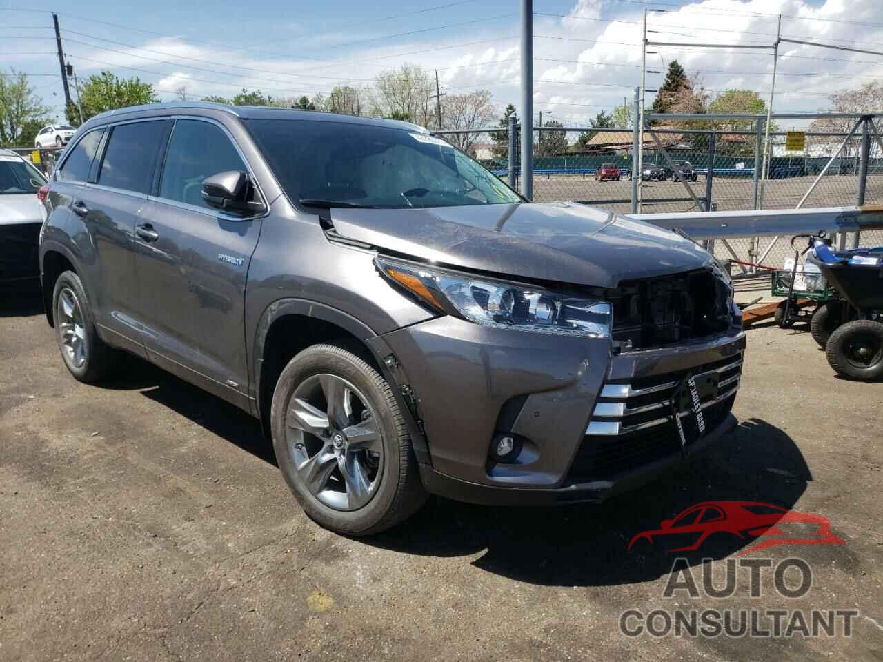 TOYOTA HIGHLANDER 2019 - 5TDDGRFH8KS065984