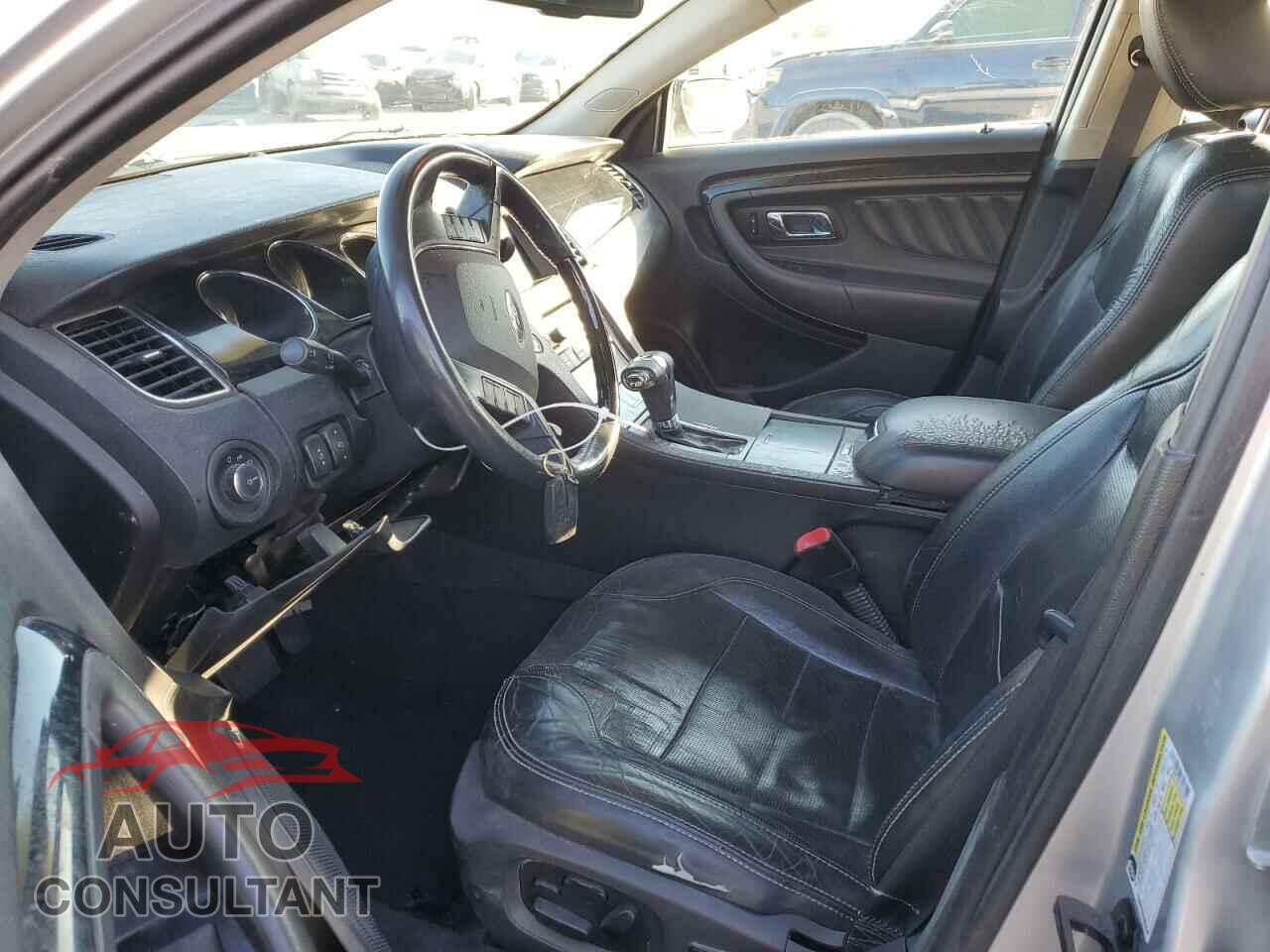 FORD TAURUS 2010 - 1FAHP2FW7AG106725