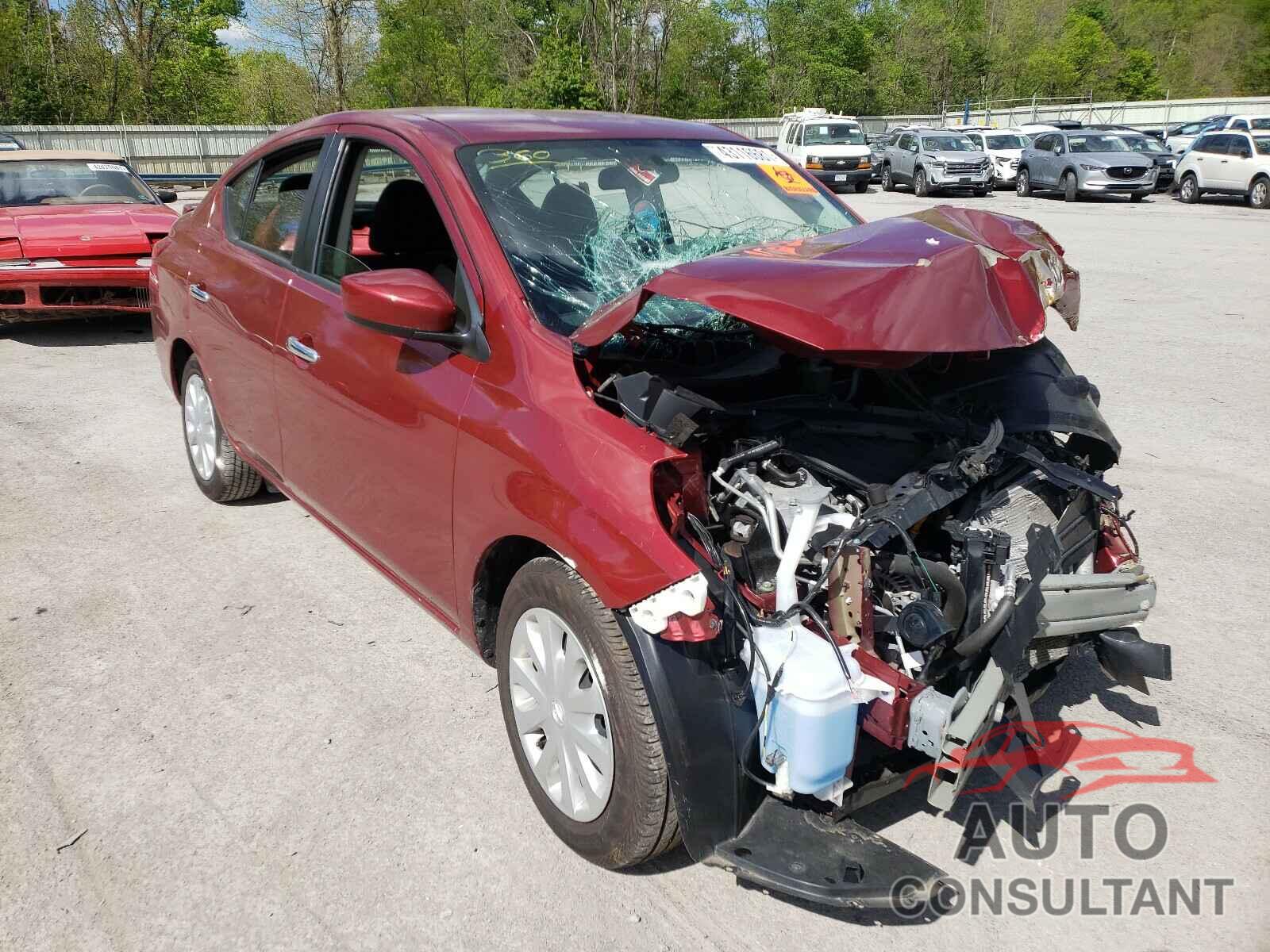 NISSAN VERSA 2019 - 3N1CN7AP3KL864732