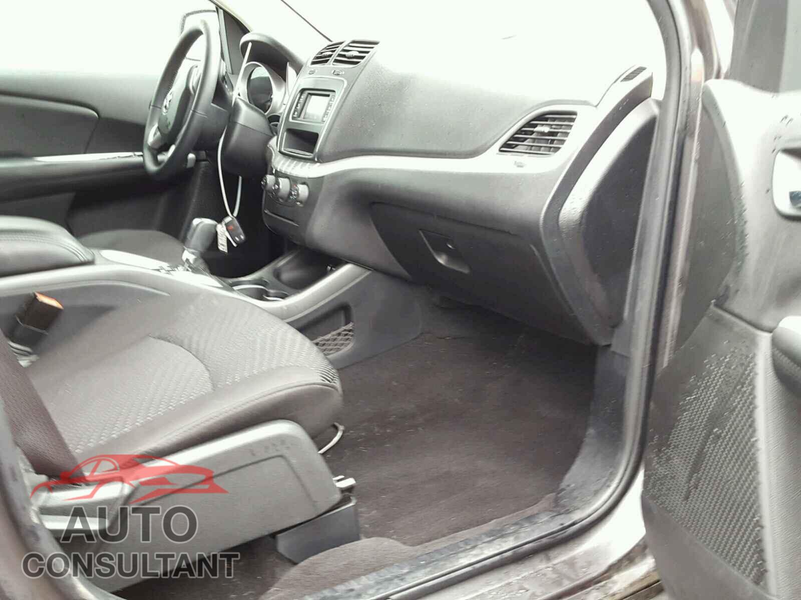 DODGE JOURNEY SE 2017 - 3C4PDCAB9HT584143