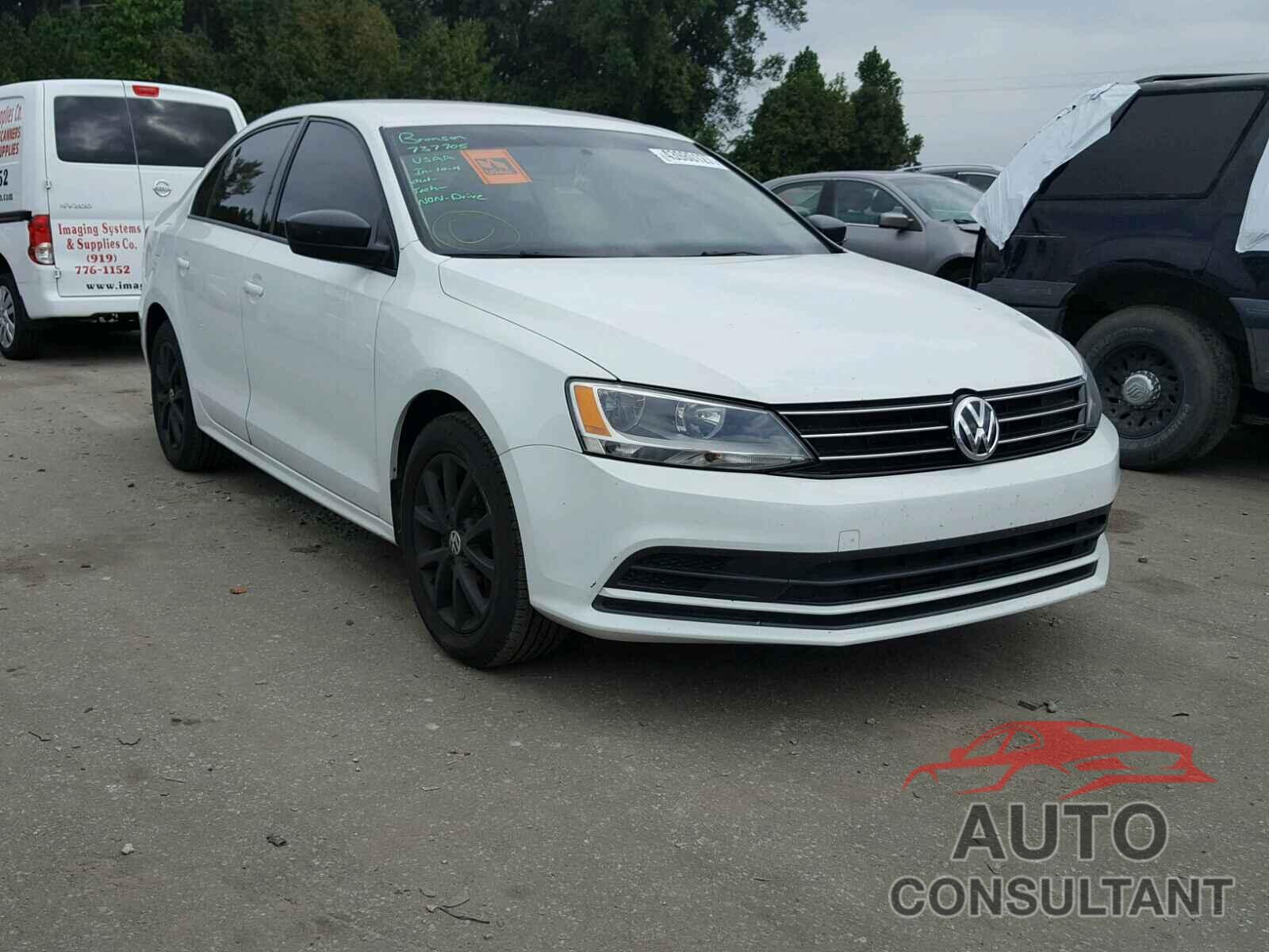 VOLKSWAGEN JETTA 2015 - 3VWD17AJ5FM245491