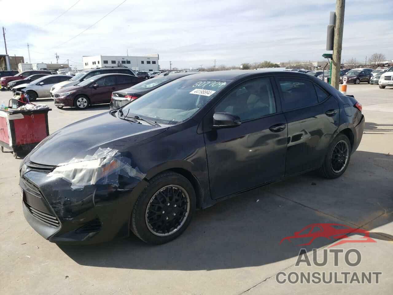 TOYOTA COROLLA 2018 - 5YFBURHE2JP807709
