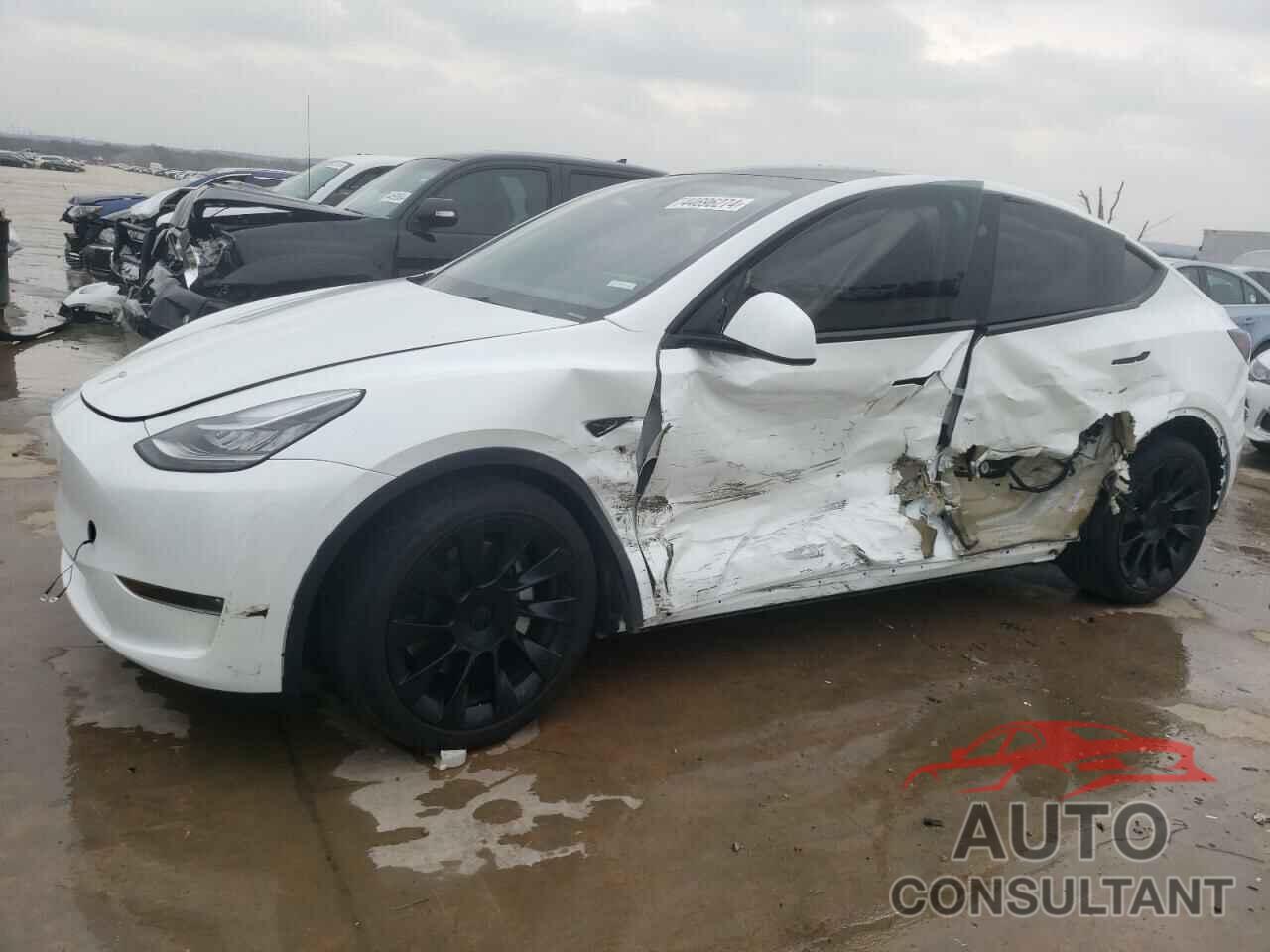 TESLA MODEL Y 2023 - 7SAYGDEE7PA156185