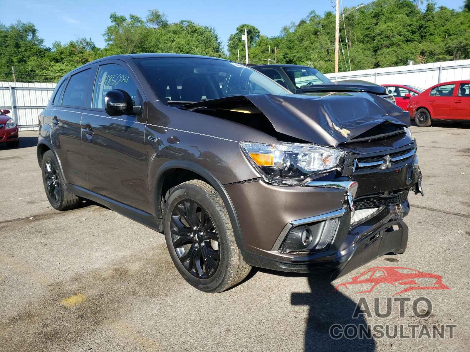 MITSUBISHI OUTLANDER 2019 - JA4AR3AU1KU008188