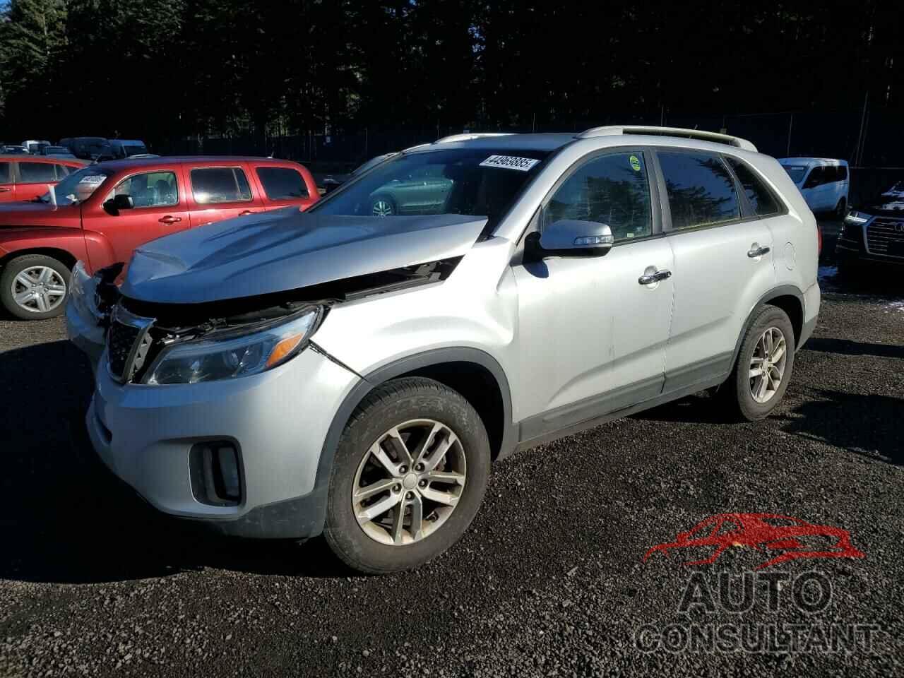 KIA SORENTO 2015 - 5XYKT3A67FG597641