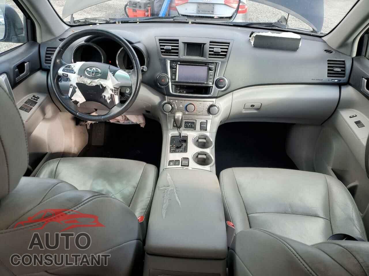 TOYOTA HIGHLANDER 2013 - 5TDBK3EH2DS274130