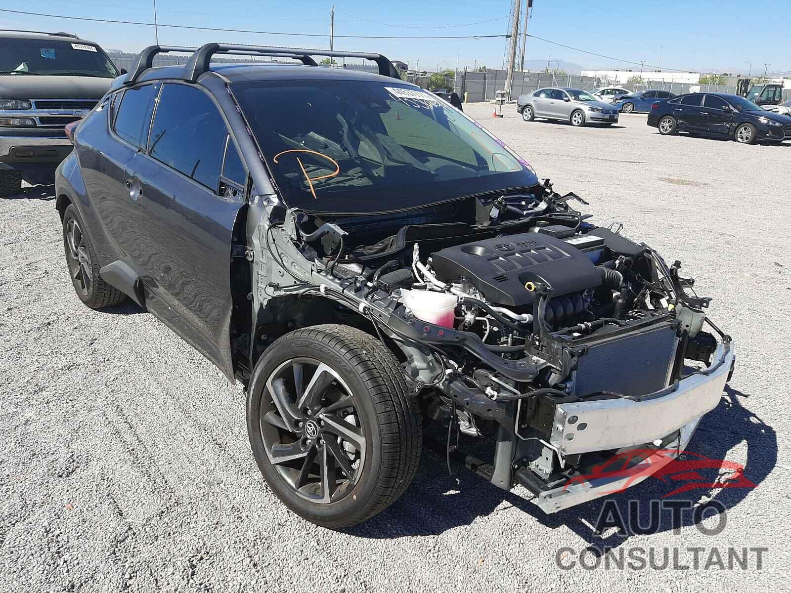 TOYOTA C-HR 2021 - JTNKHMBX2M1113866