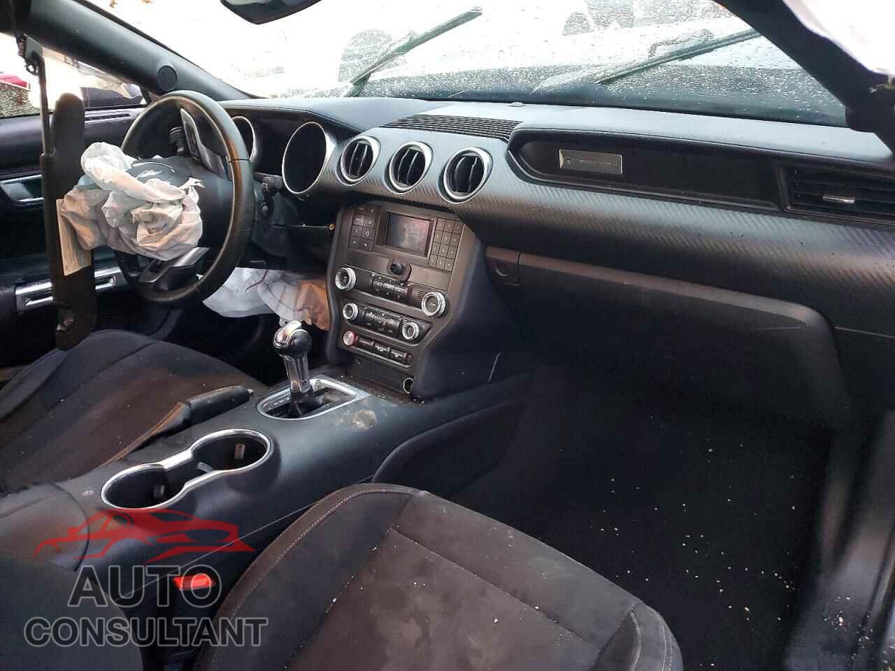FORD MUSTANG 2019 - 1FA6P8TH0K5115165