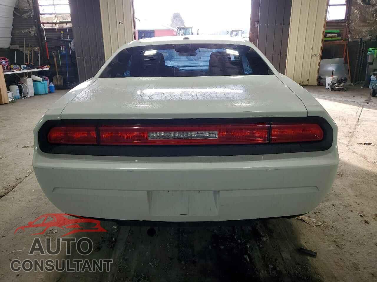 DODGE CHALLENGER 2014 - 2C3CDYAG5EH214825