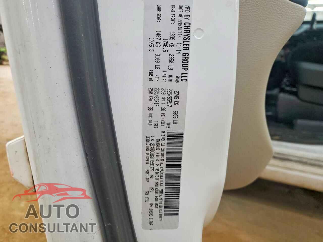 DODGE CARAVAN 2015 - 2C4RDGBG0FR599379