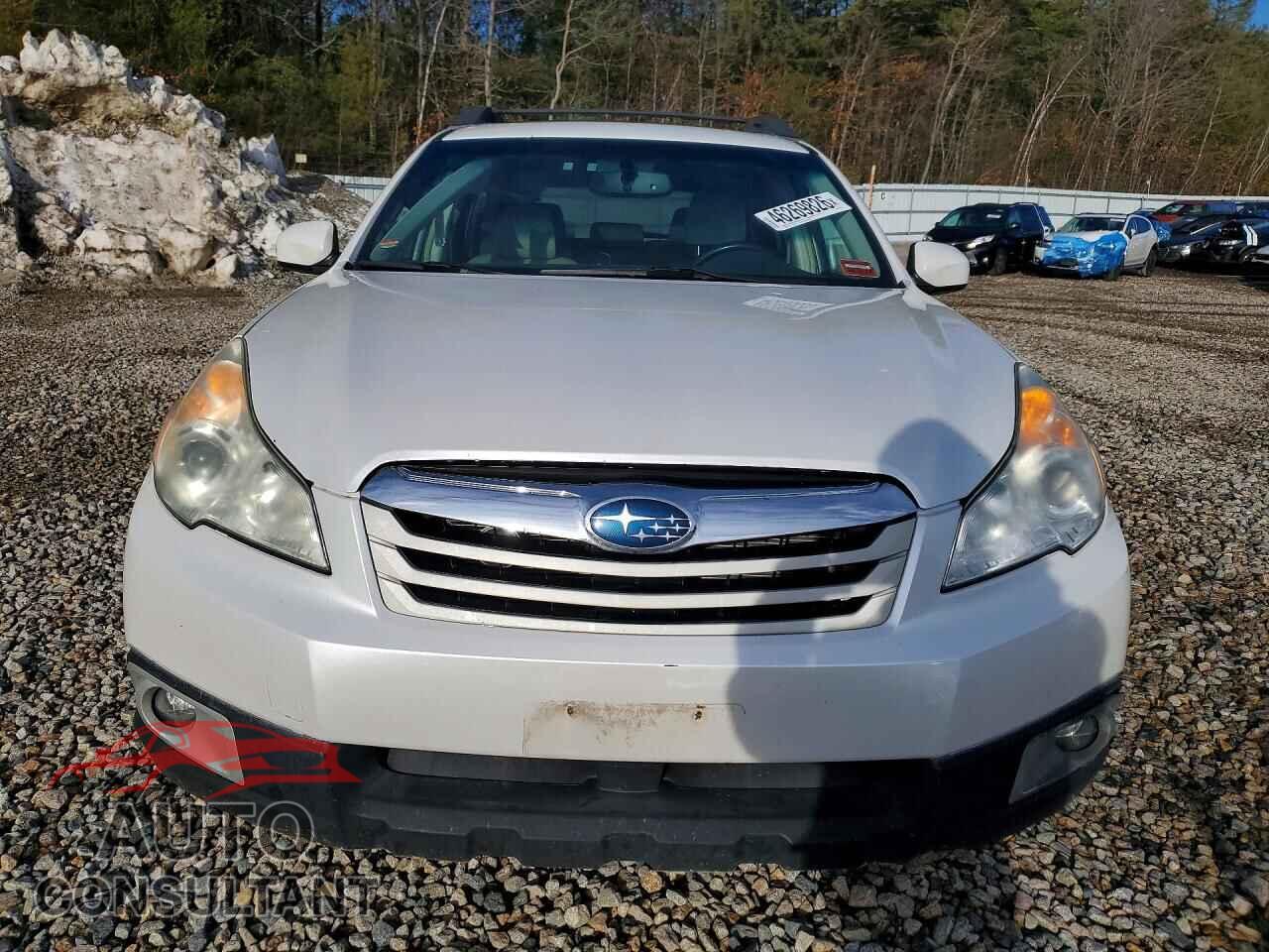 SUBARU OUTBACK 2011 - 4S4BRBGC7B3423875
