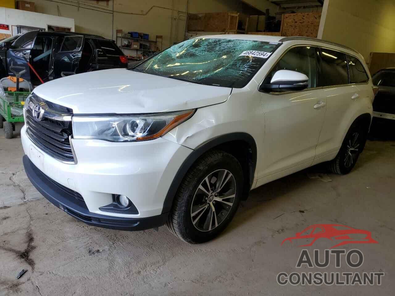 TOYOTA HIGHLANDER 2016 - 5TDJKRFHXGS352641