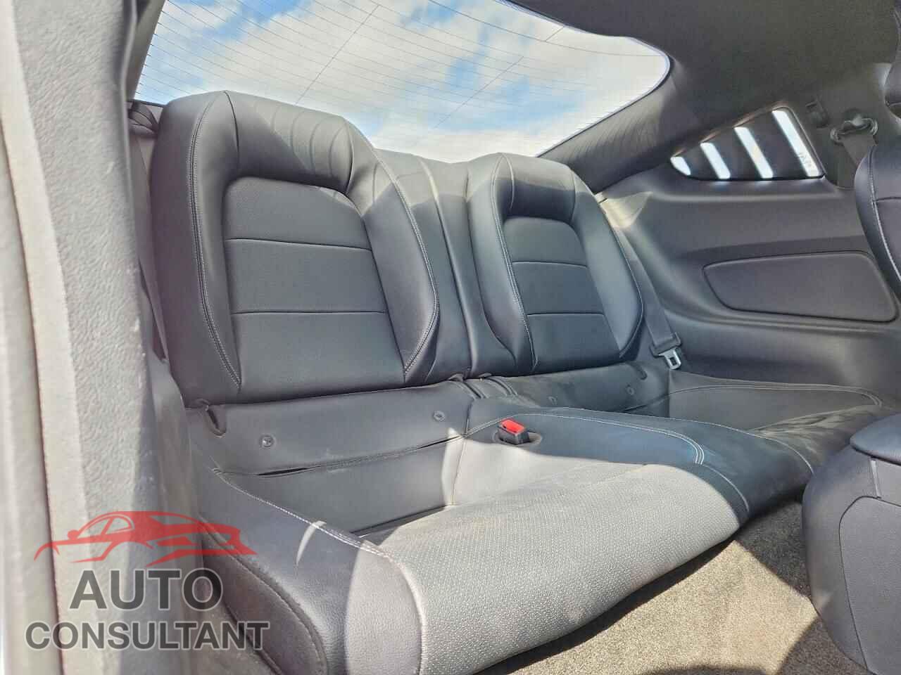FORD MUSTANG 2015 - 1FA6P8CF3F5433429