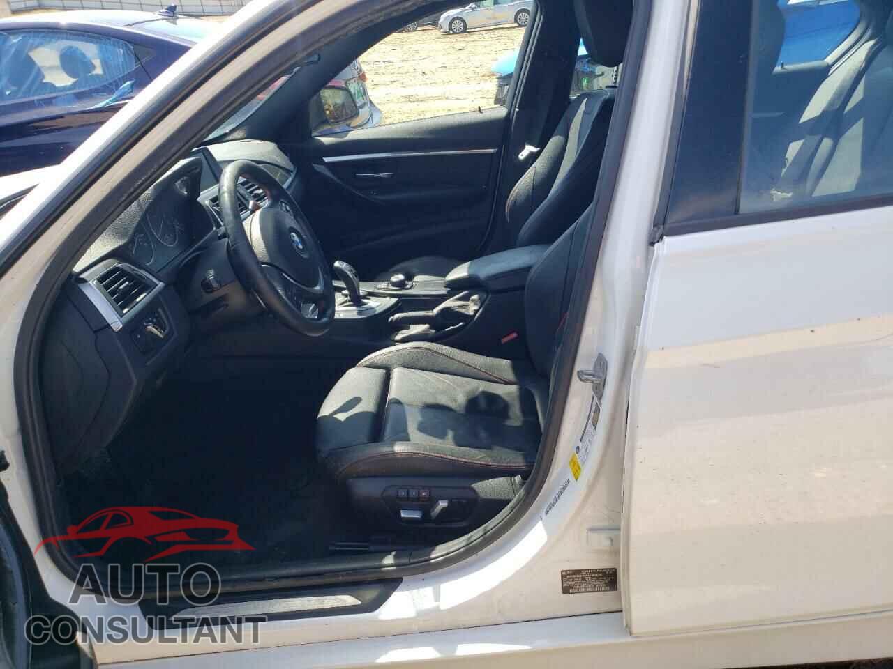 BMW 3 SERIES 2016 - WBA8E9G56GNT84080