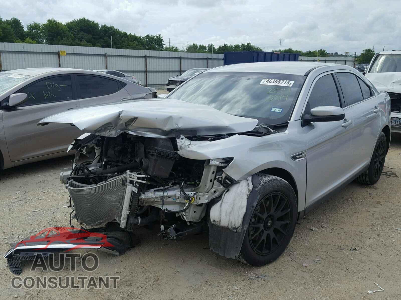 FORD TAURUS 2015 - 1FAHP2E82FG209089