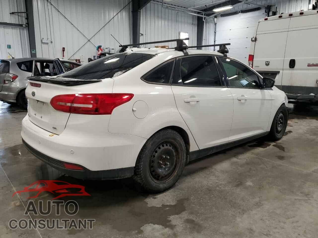 FORD FOCUS 2017 - 1FADP3H21HL265837