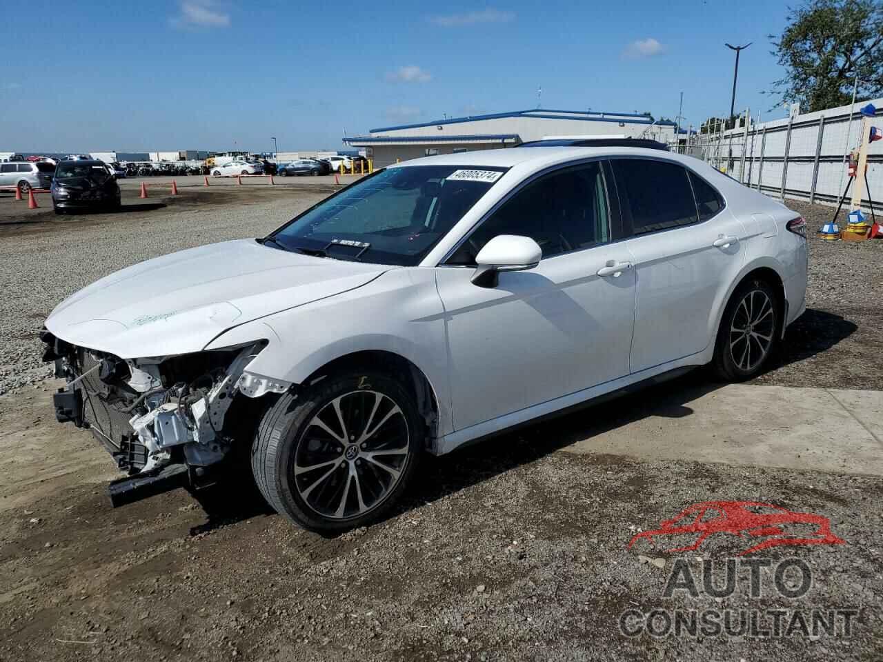 TOYOTA CAMRY 2019 - 4T1B11HK3KU682526