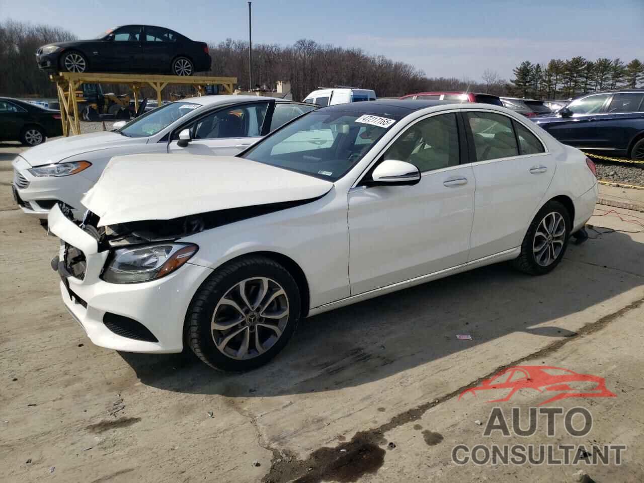 MERCEDES-BENZ C-CLASS 2018 - 55SWF4KB0JU261015