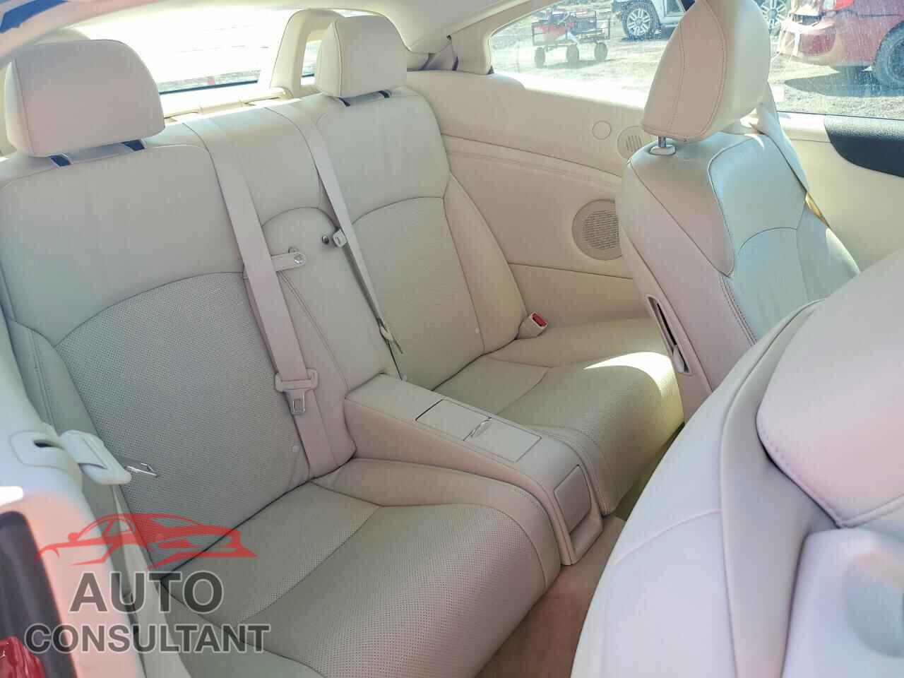 LEXUS IS 2015 - JTHFF2C25F2532342