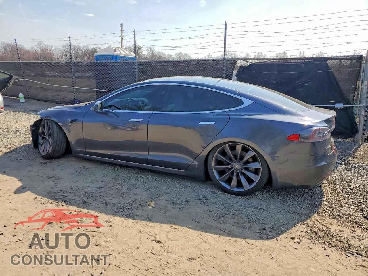 TESLA MODEL S 2017 - 5YJSA1E27HF206113
