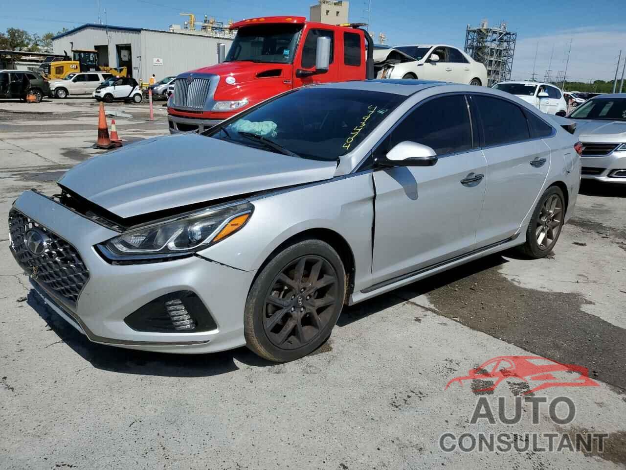 HYUNDAI SONATA 2018 - 5NPE34ABXJH611551