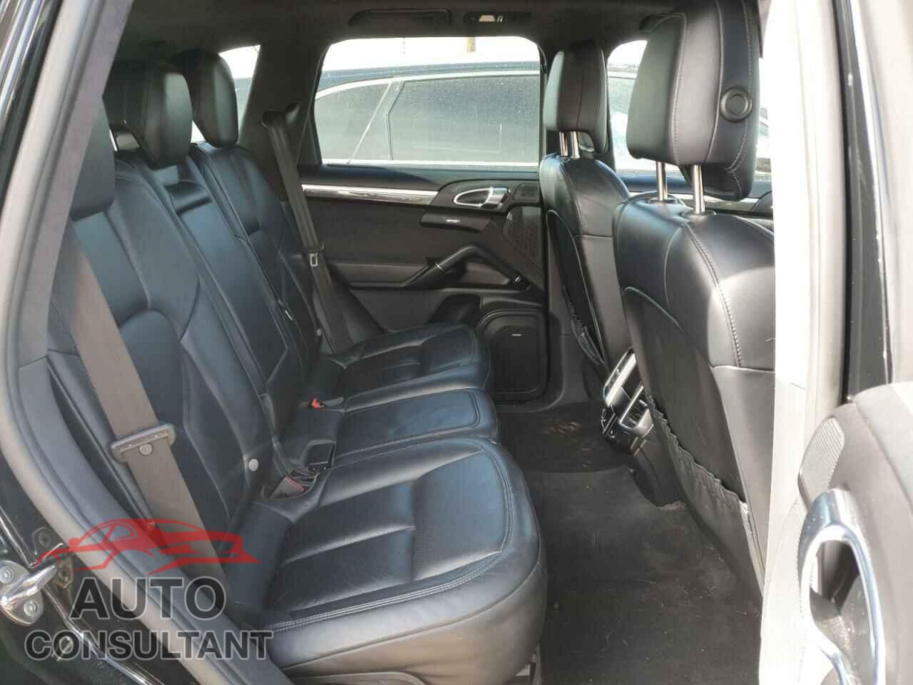 PORSCHE CAYENNE 2016 - WP1AD2A21GLA72479