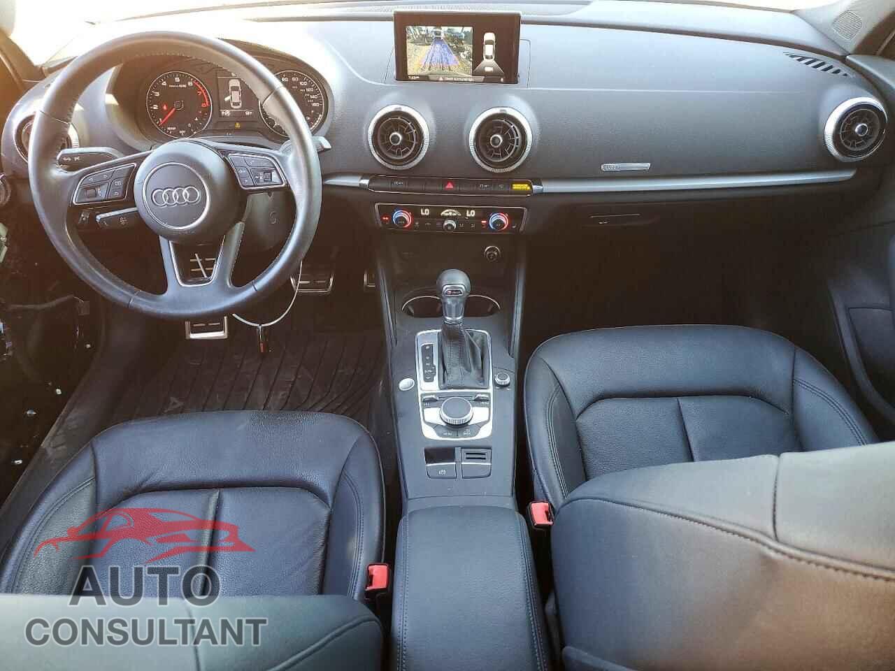 AUDI A3 2019 - WAUAUGFF7K1013108
